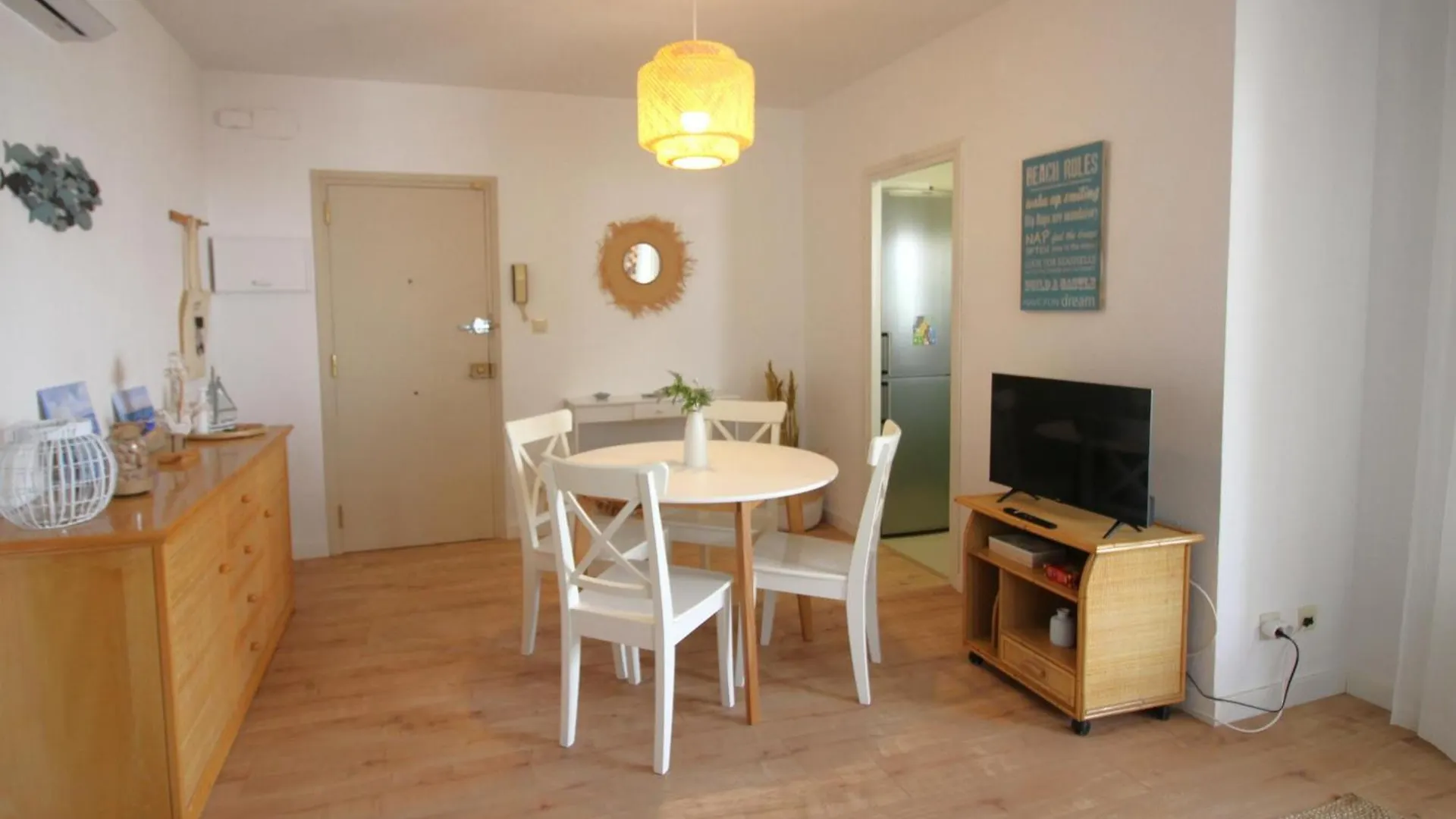 아파트 Apartamento Con Jardin A 150 M De La Playa, 2 Habitaciones, Terraza Con Vistas Parciales Al Mar, Ac, Bbq. - Es-228-151 Llança 스페인