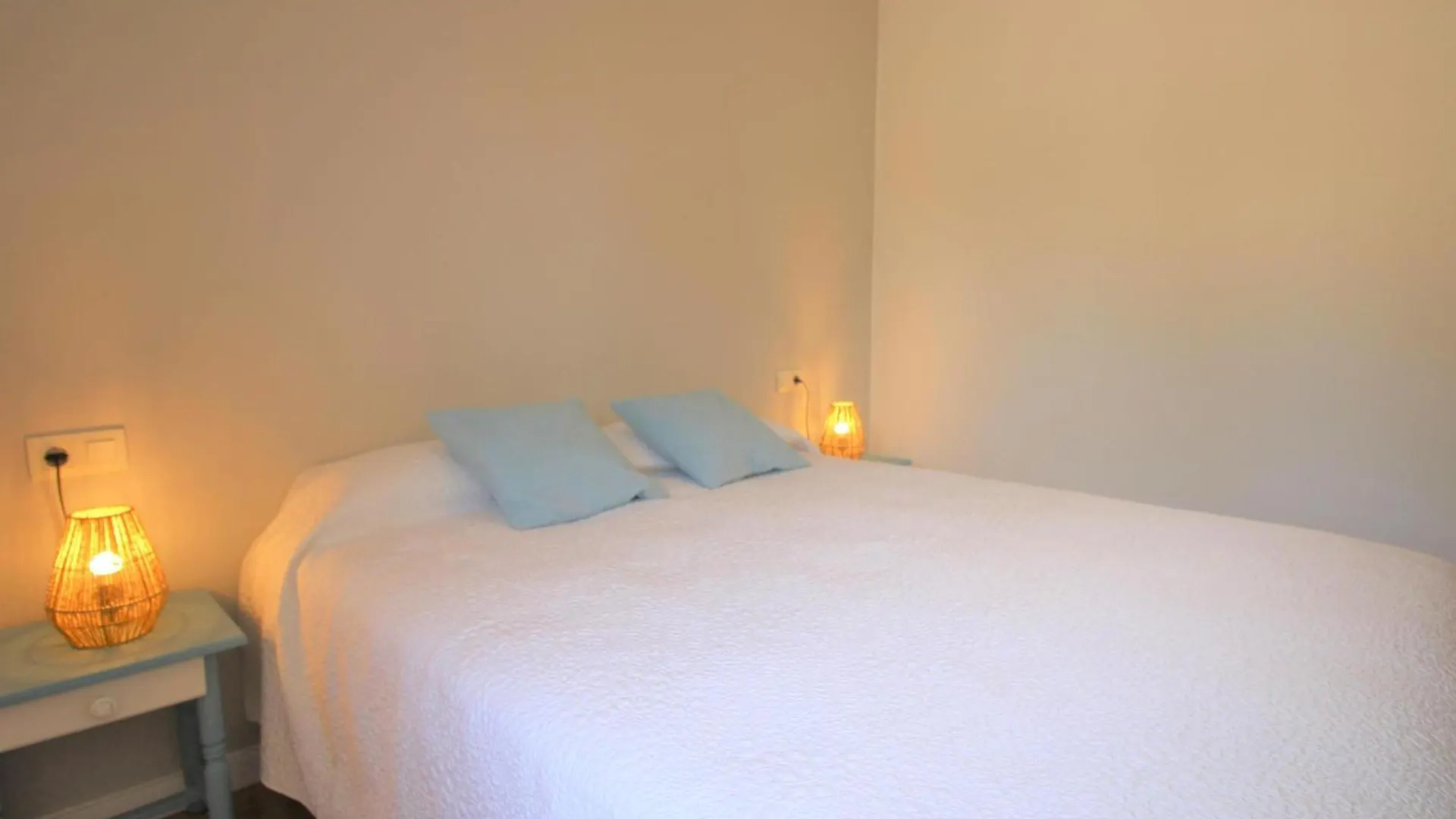 Apartamento Con Jardin A 150 M De La Playa, 2 Habitaciones, Terraza Con Vistas Parciales Al Mar, Ac, Bbq. - Es-228-151 Llança 아파트